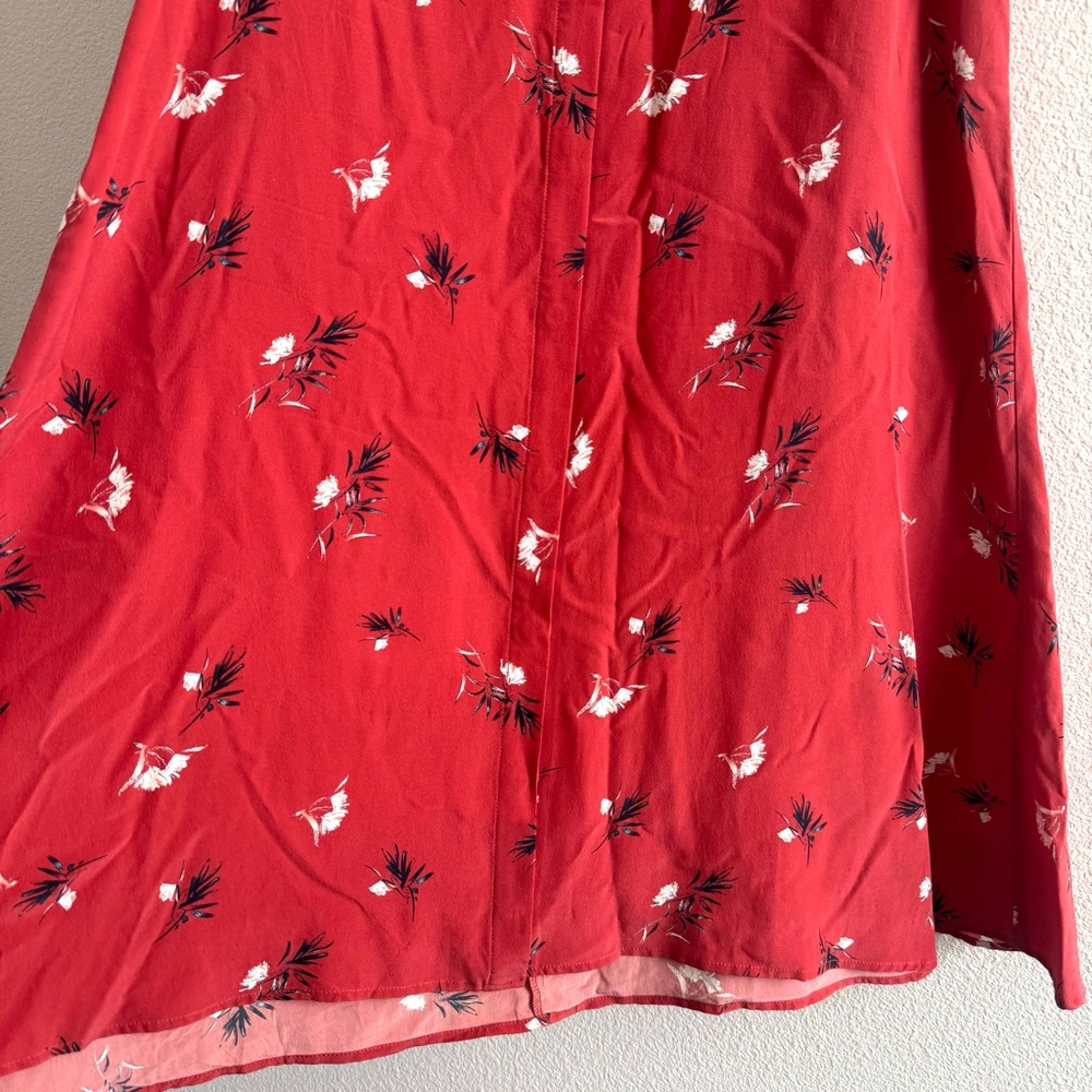 Amour Vert Ginger Waterlily Floral Open Back Dress Red 100% Silk Button Front - Picture 5 of 9